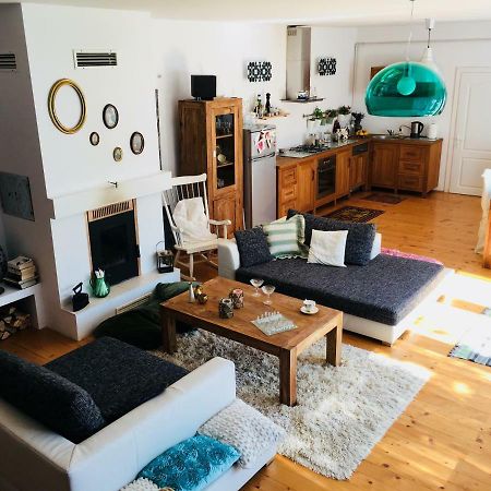 Casa Delia Lägenhet Laslea Exteriör bild